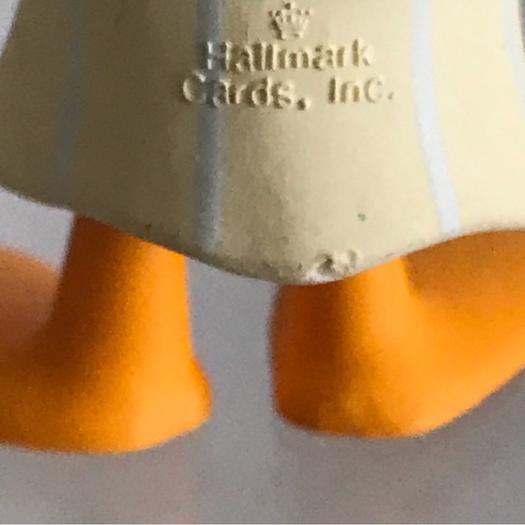 Hallmark 1994 Looney Tunes - Daffy Duck As Angel Christmas Ornament - VTG - Picture 12 of 12